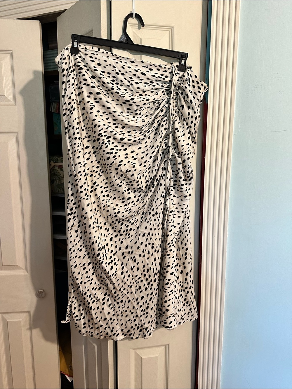 Cider Black and White Spotted Ruched Midi Skirt